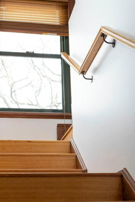 The Hive Apartment Beechworth Bagian luar foto